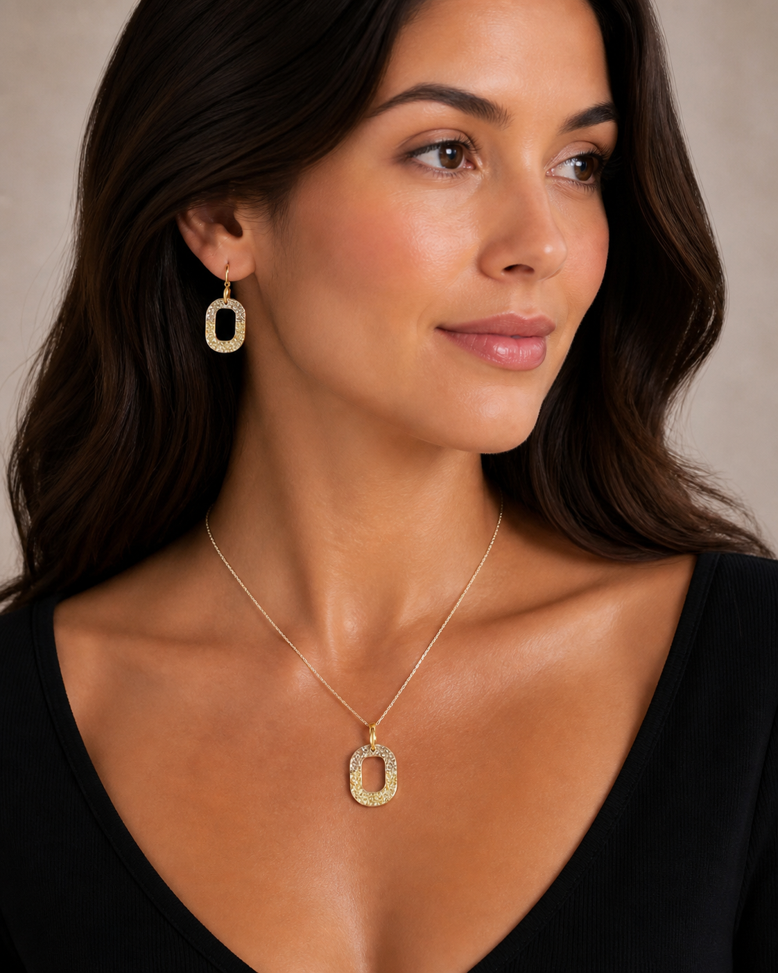 Gold Glitter Oval Necklace & Earring Set