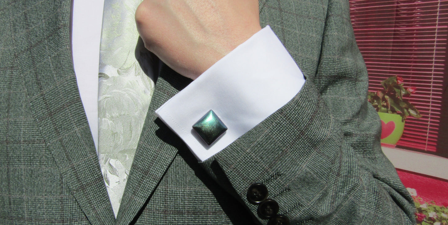 Violet colour-shift square cufflinks